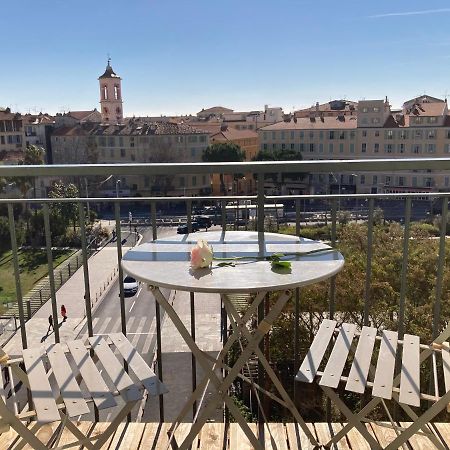 Chambre privée au cœur de la ville Niza Exterior foto