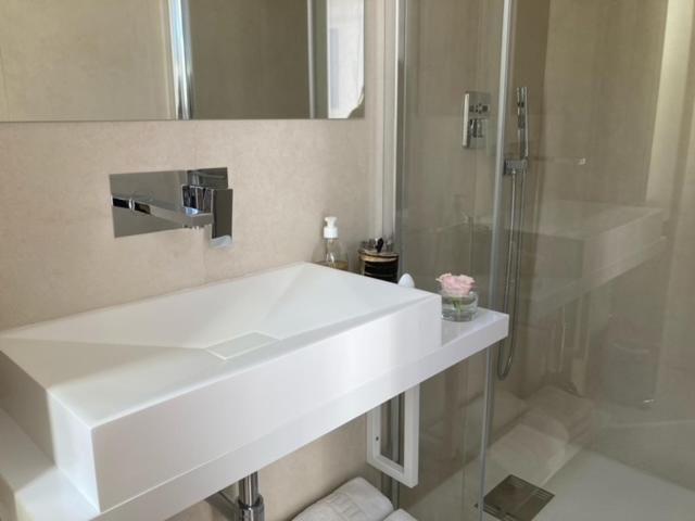 Chambre privée au cœur de la ville Niza Exterior foto